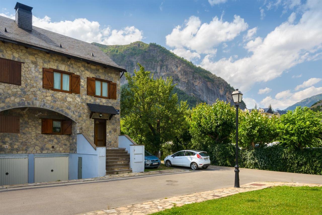 Alojamiento Escarrilla Pirineos Exterior photo